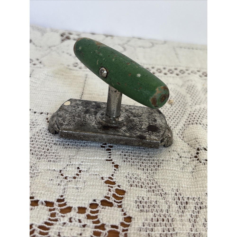 Edlund Co Top Off Jar and Bottle Screw Top Opener Vintage Green Wood Handle